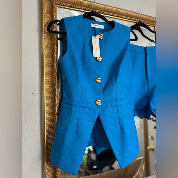 NWT Commense Blue Buttoned Vest and Shorts Set - Picture 3 of 12